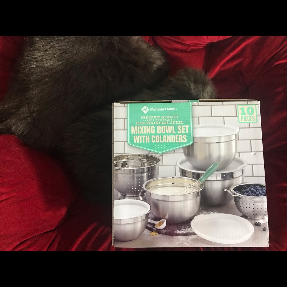 NWT 10 Piece Mixing Bowl Set with Colanders